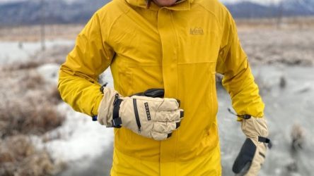 Burton GORE-TEX Gloves Review | CleverHiker